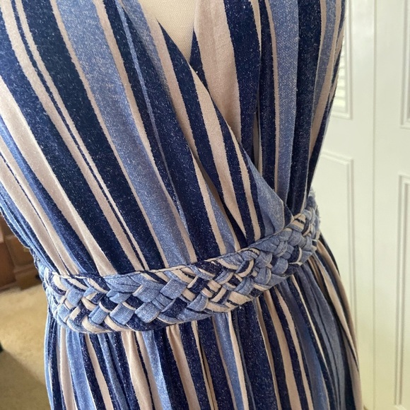 Ronni Nicole Maxi Dress Sleeveless Stretchy Blue and Cream Striped Size Medium - Picture 3 of 10